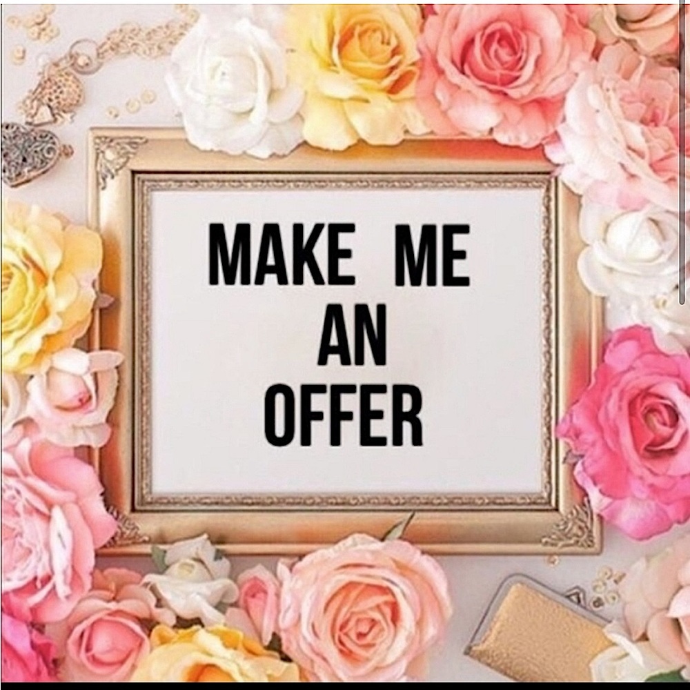 ✨Most reasonable offers accepted! 😊🎀